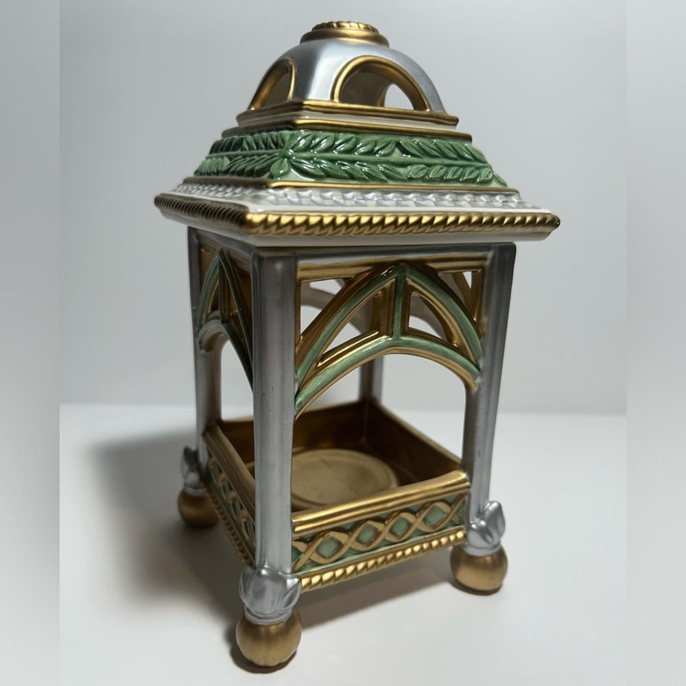 FITZ and FLOYD Gregorian Collection Candle Votive with Lid